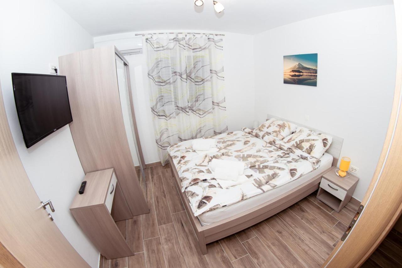 Apartmani Mijo, Biograd Na Moru Exterior photo