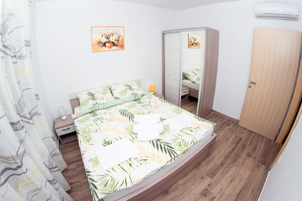 Apartmani Mijo, Biograd Na Moru Exterior photo