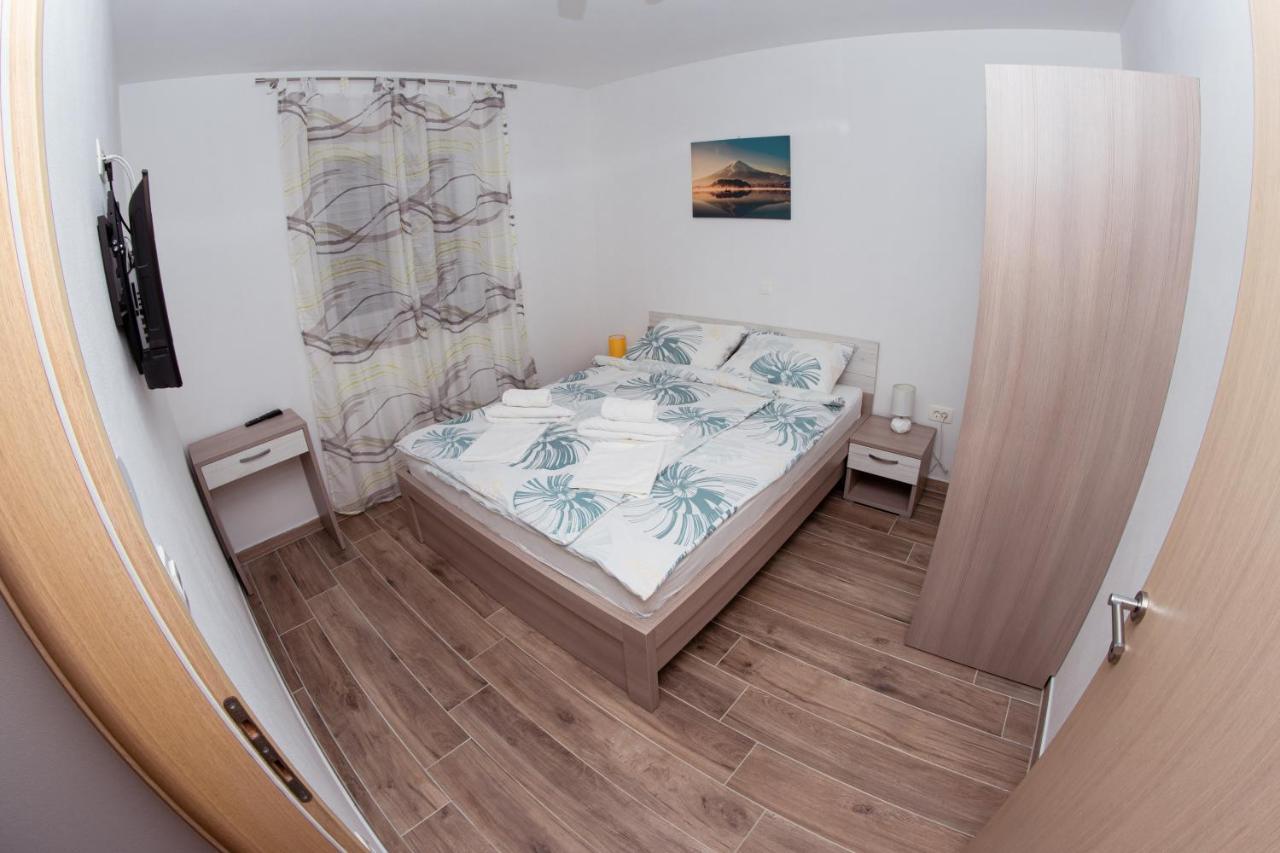 Apartmani Mijo, Biograd Na Moru Exterior photo
