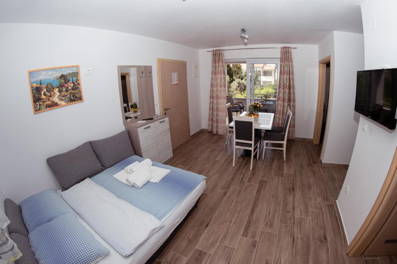 Apartmani Mijo, Biograd Na Moru Exterior photo