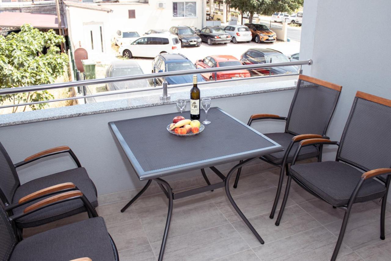 Apartmani Mijo, Biograd Na Moru Exterior photo