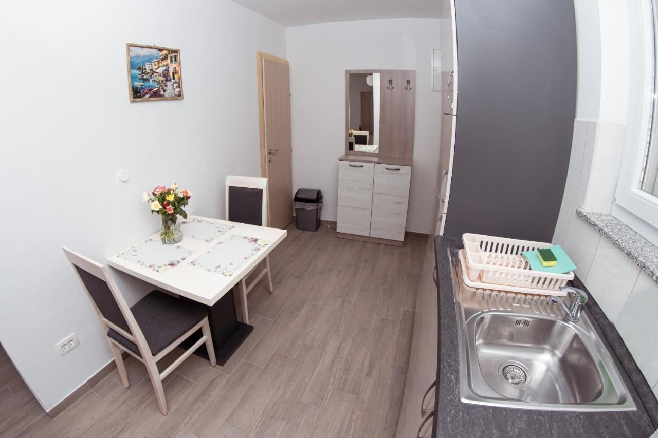 Apartmani Mijo, Biograd Na Moru Exterior photo